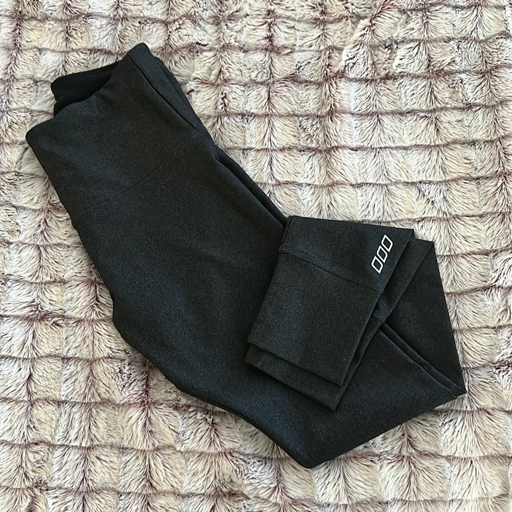 Lorna Jane Gunmetal shine legging